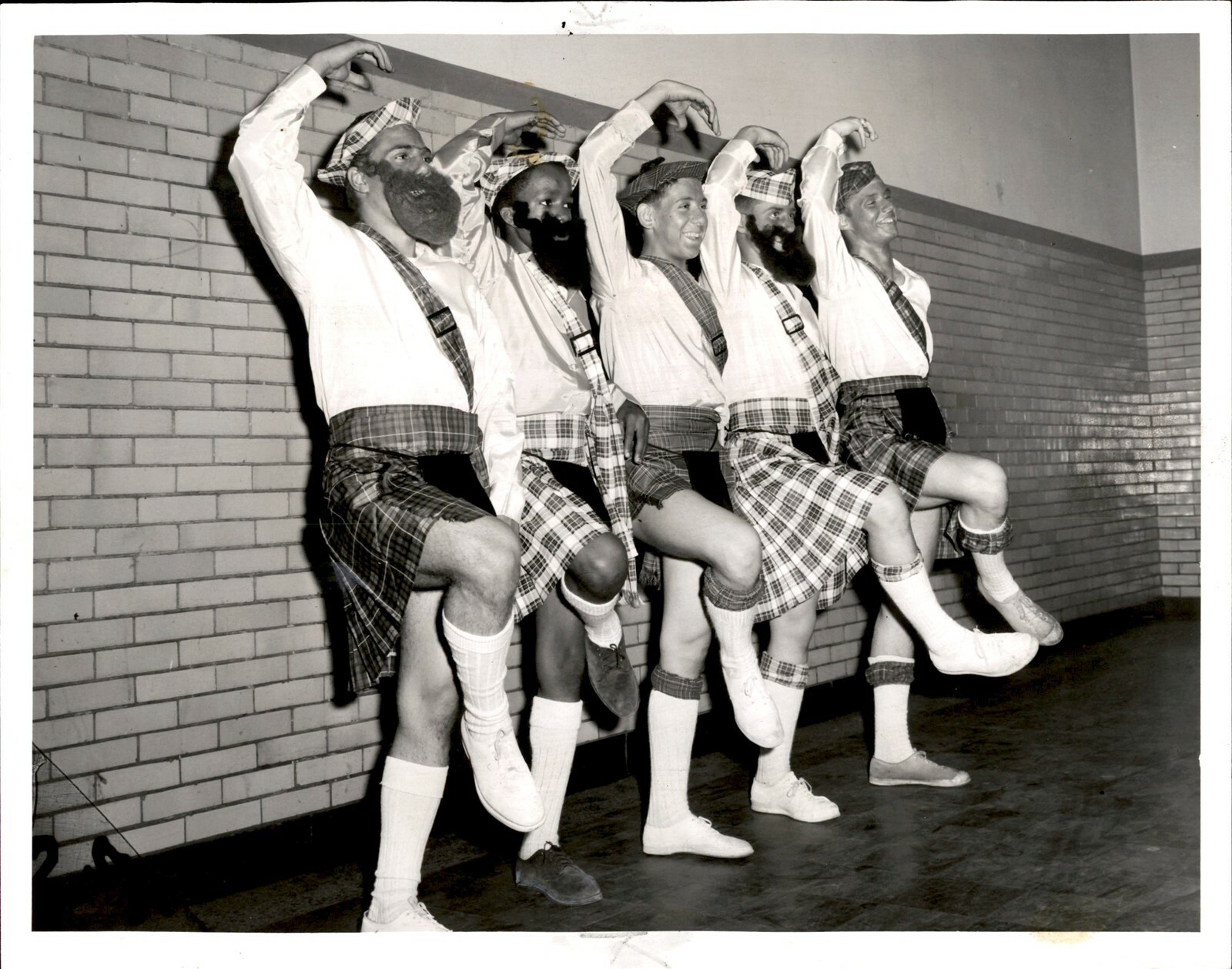 LG922 1959 Orig Joe Kordick Photo HIGHLAND FLING Boy Scouts Austin High School LG922 1959 Orig Joe Kordick Photo HIGHLAND FLING Boy Scouts Austin High School