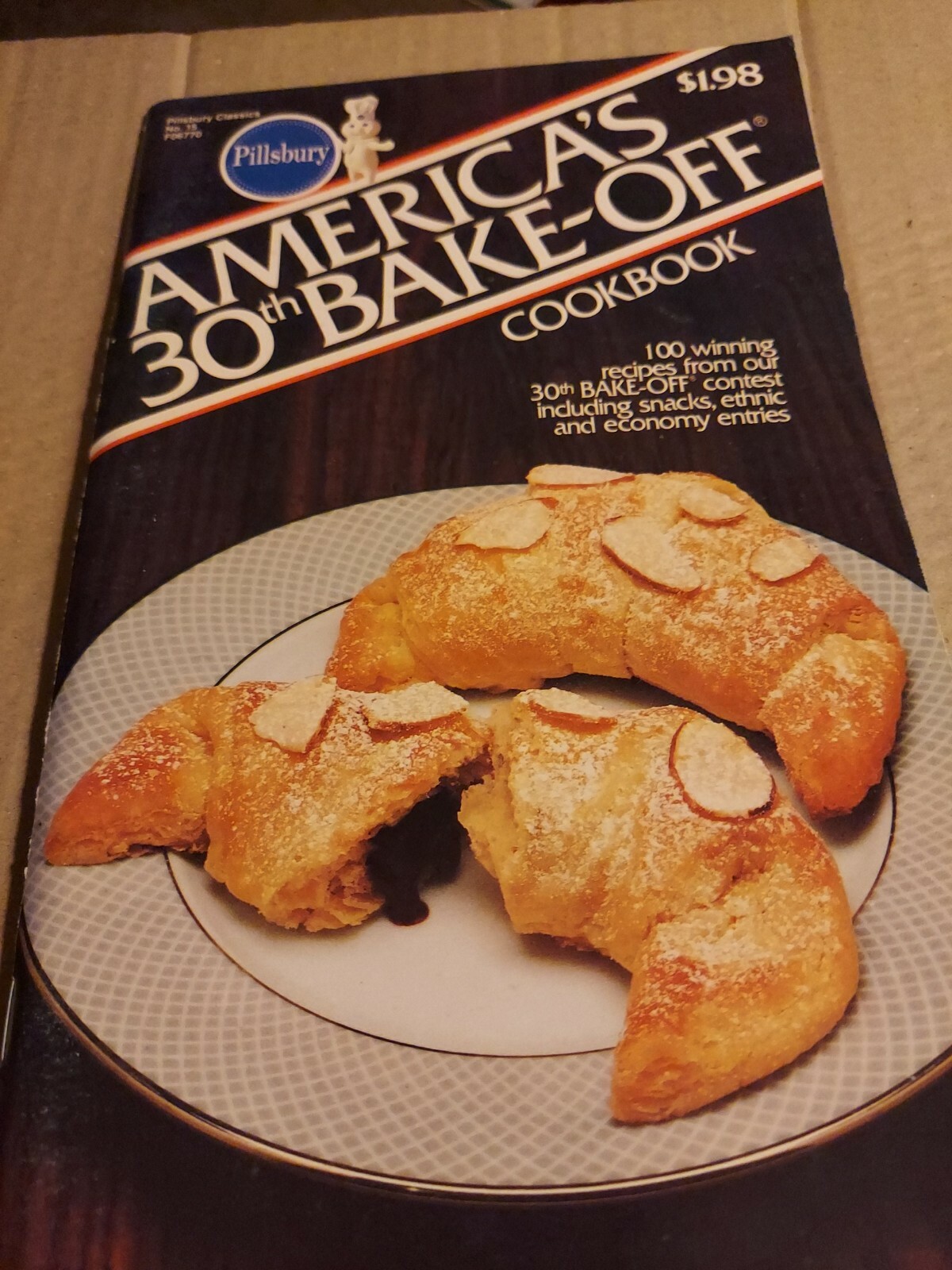 1982 Collector\'s Pillsbury Classic Cookbook #15 \