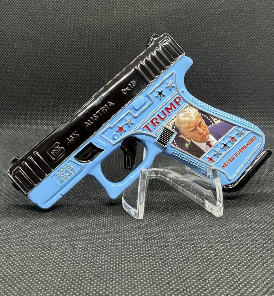 NYPD SERVICE WEAPON GLOCK 19 Donald Trump Never Surrender Challenge Coin