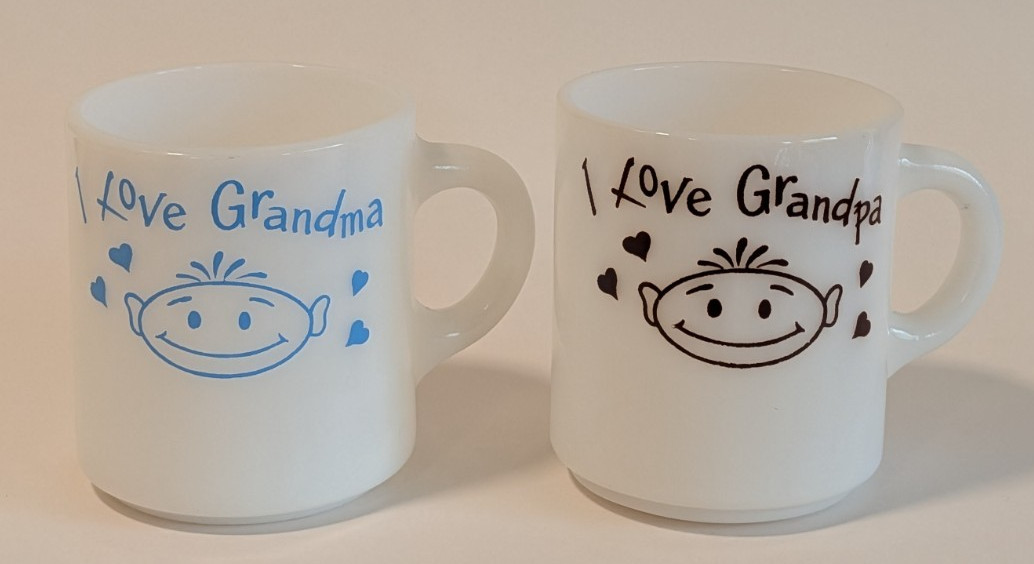 Set of 2 Vintage I Love Grandma/Grandpa White Milk Glass Mugs