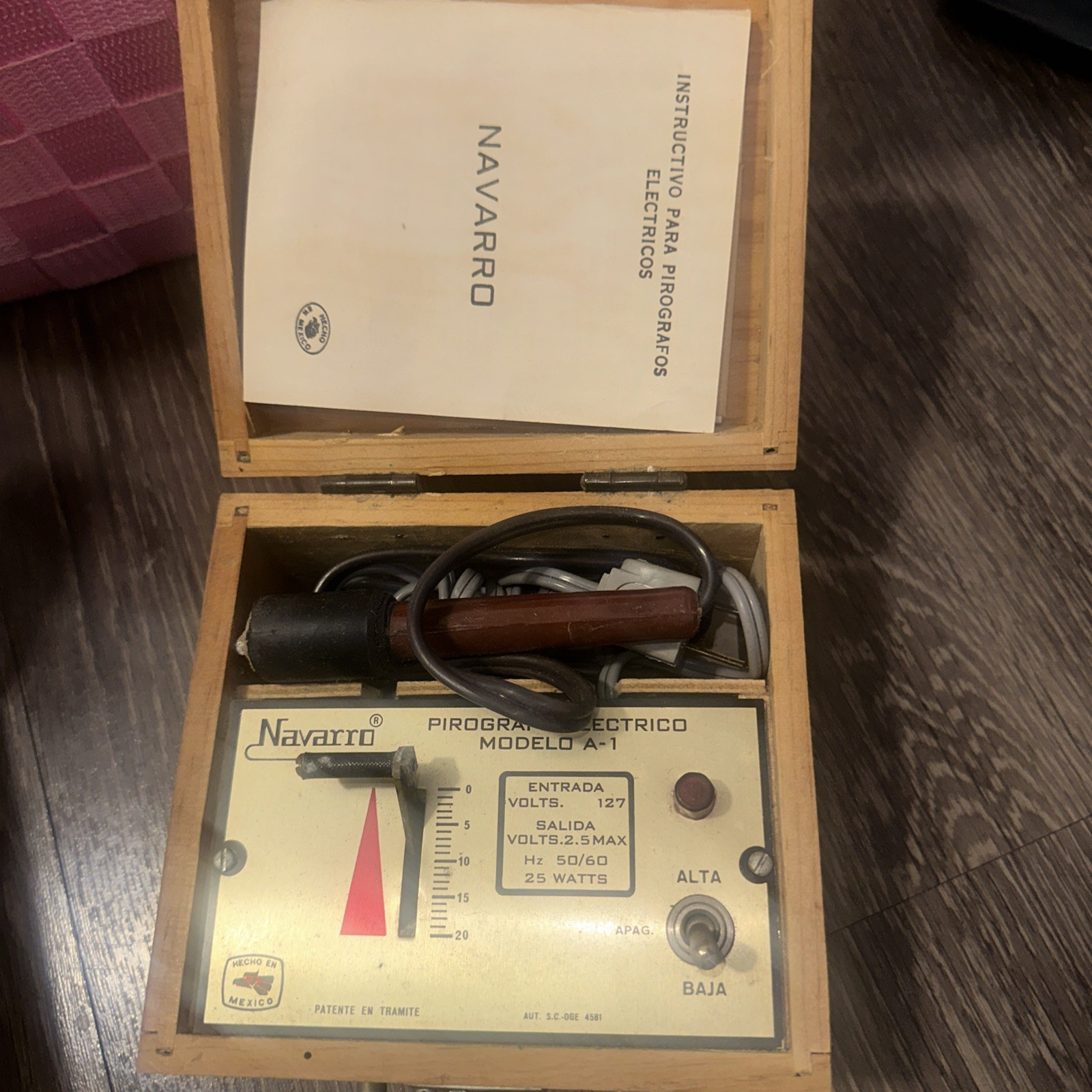 Vintage Navarro Modelo A-1 Electric Pyrograph Wood Burning Kit Case Manual 