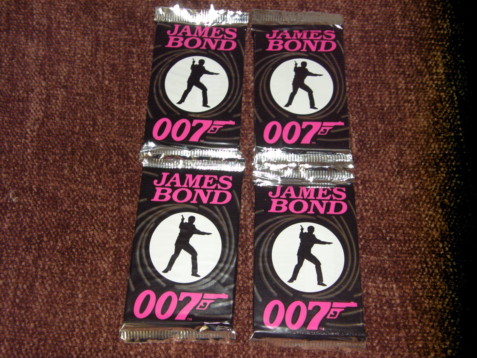JAMES BOND 007 SERIES ONE / 1993 ECLIPSE ENTERPRISES ( 4 ) SEALED PACKS