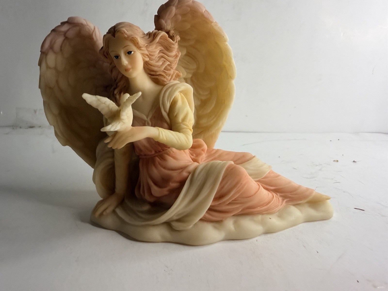 1993 Roman Seraphim Classics Evangeline Angel of Mercy #67090 Figurine