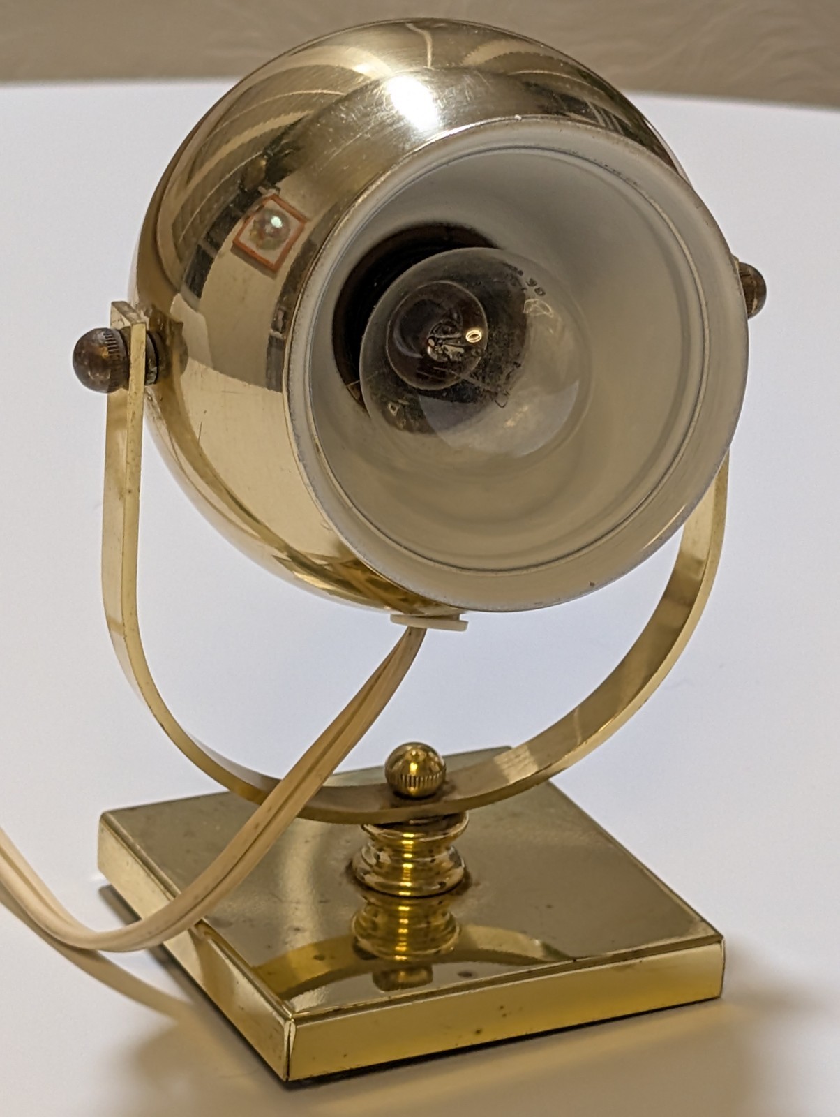 Vintage MCM Brass Eyeball Orb Globe Adjustable Desk Lamp Retro Atomic Sputnik Vintage MCM Brass Eyeball Orb Globe Adjustable Desk Lamp Retro Atomic Sputnik
