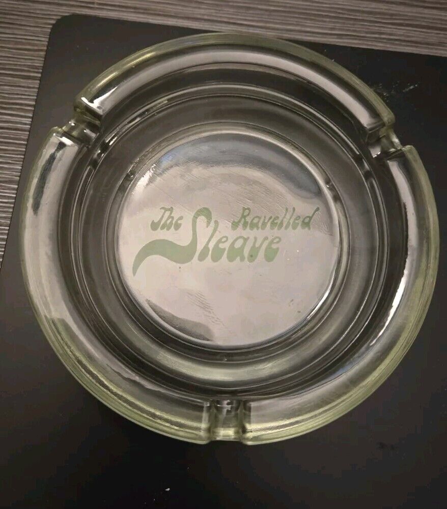 Vintage The Ravelled Sleave NYC Glass Ashtray - 4 1/2 inches NYC Restaurant UES 