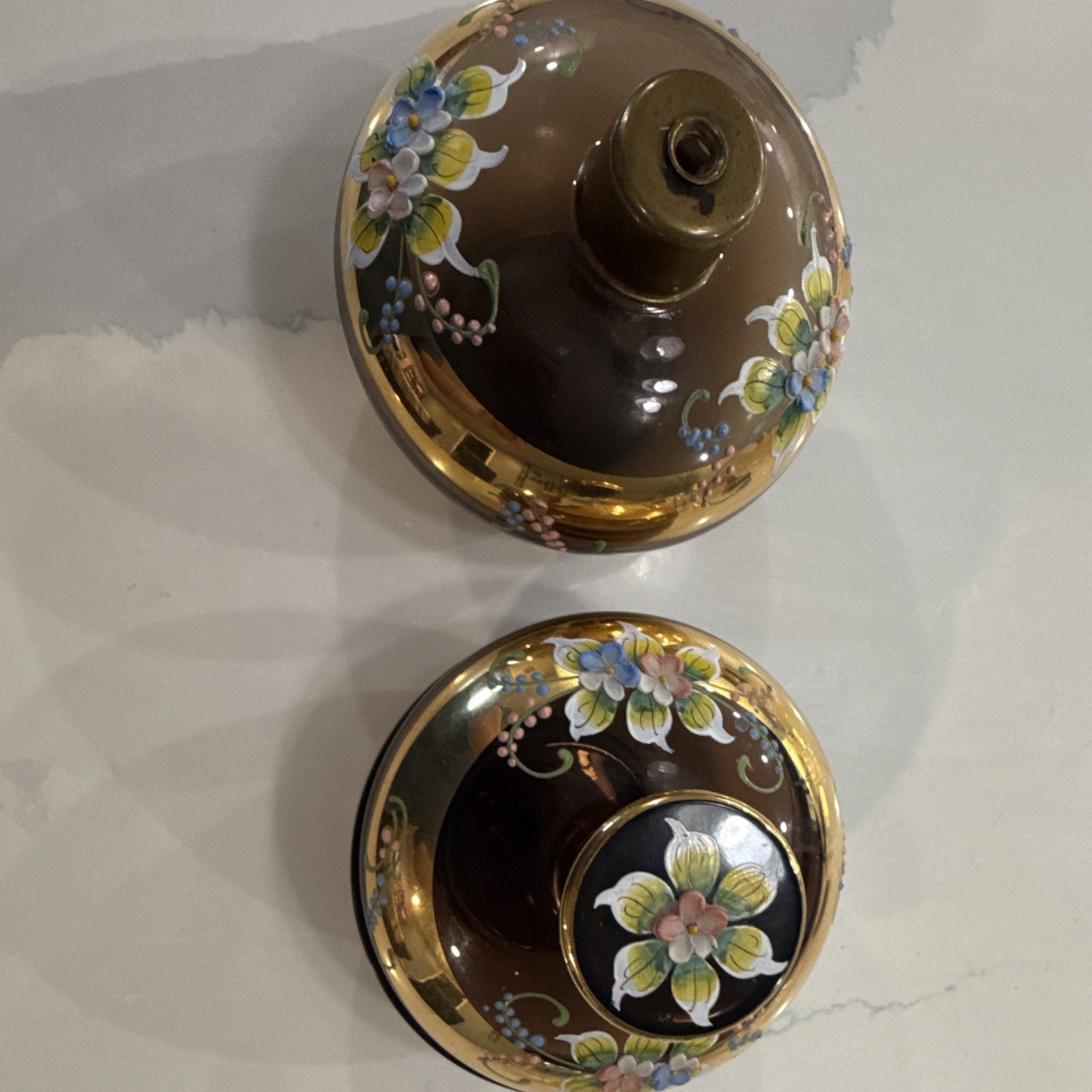 Hand Painted Brown Glass Lidded Jar, Gold Floral Pattern Round Decor Hand Painted Brown Glass Lidded Jar, Gold Floral Pattern Round Decor