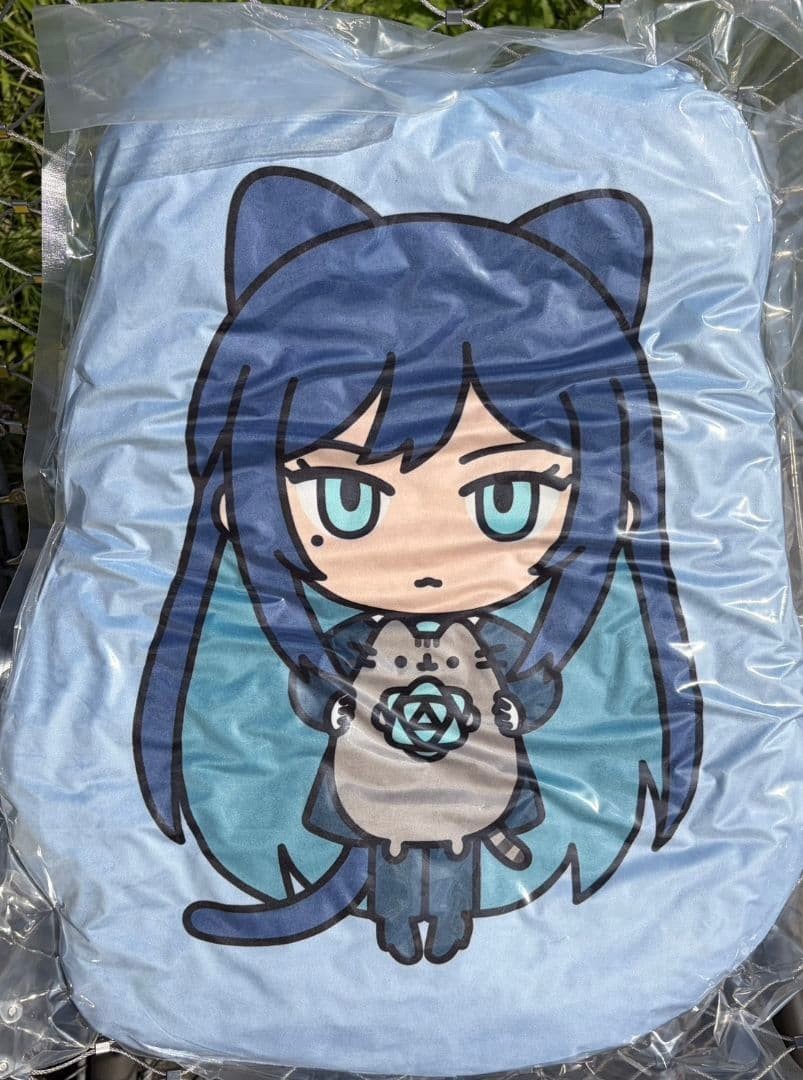 Ado x Pusheen Cushion POP UP Limited Edition