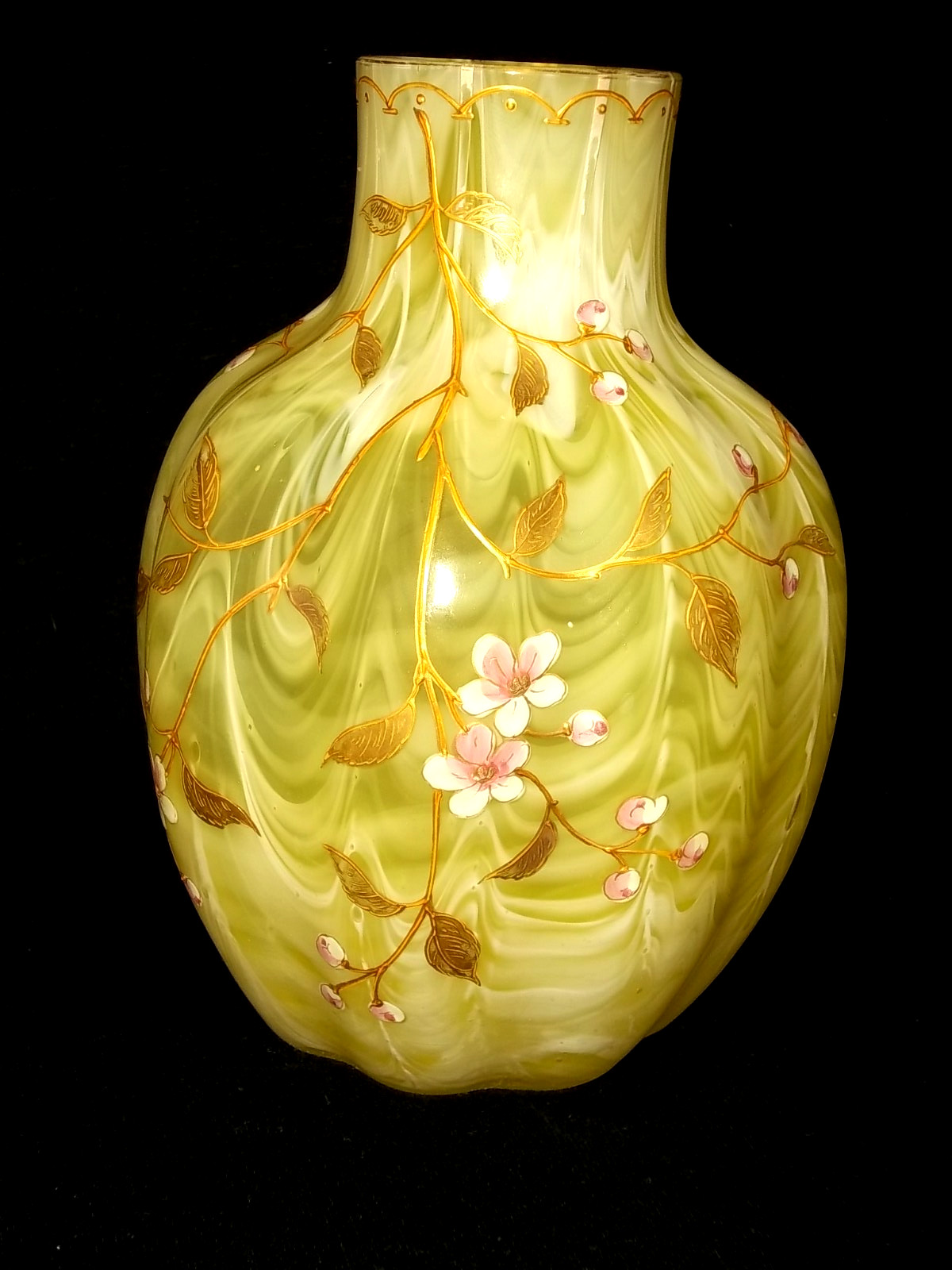 ANTIQUE BOHEMIAN HARRACH ART GLASS VASE YELLOW