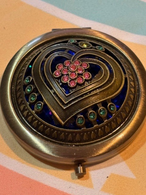 Vtg. Fancy Women's Jeweled Designed COMPACT, Handheld w Mirror & Applicator Vtg. Fancy Women's Jeweled Designed COMPACT, Handheld w Mirror & Applicator
