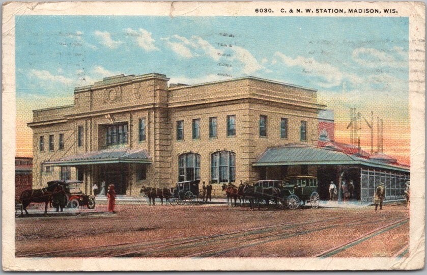 MADISON, Wisconsin Postcard 
