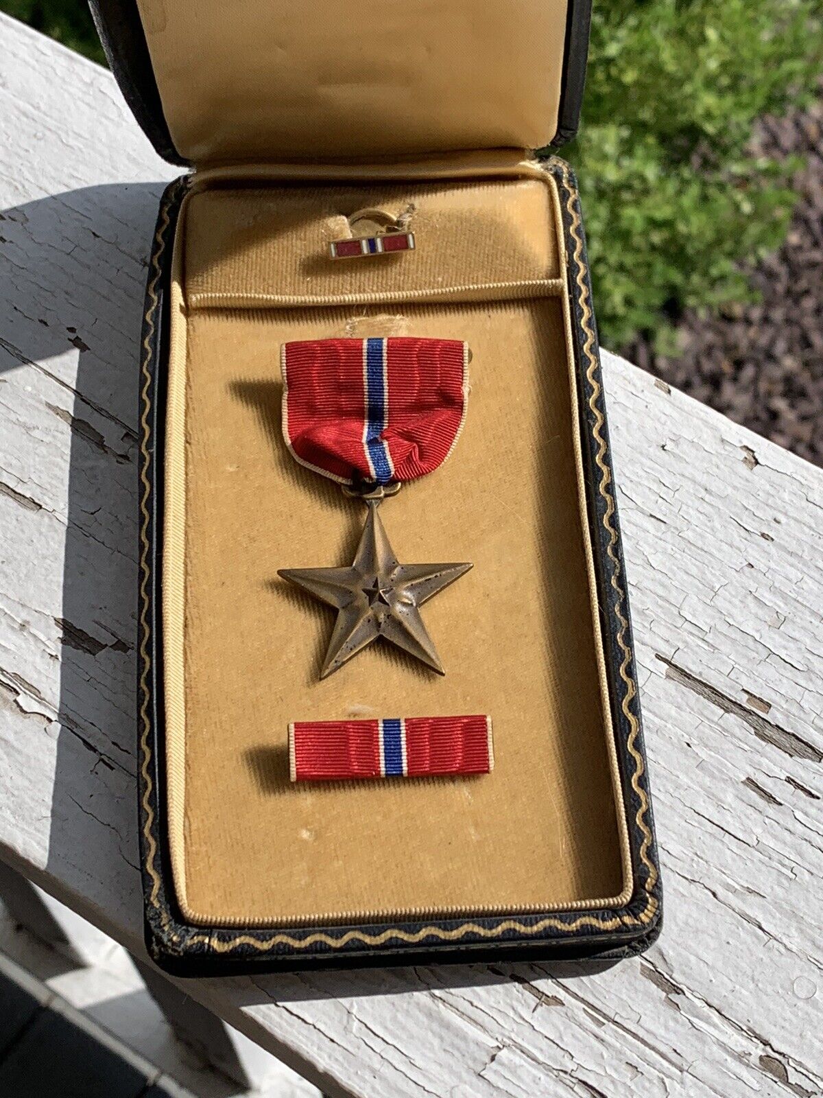 WW2 Bronze Star Medal 3 Piece Set In Coffin Case (20B)