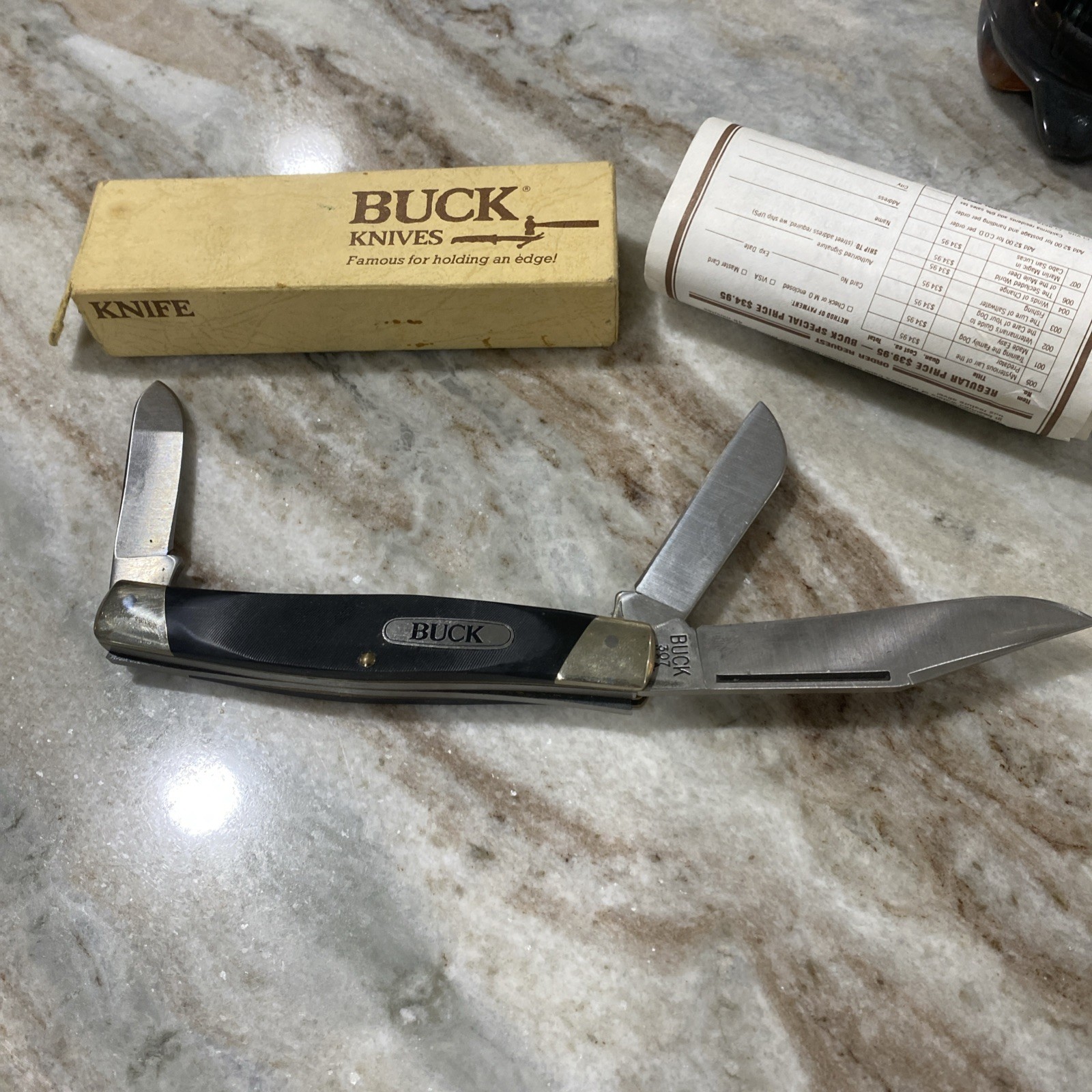 Vintage Wrangler Buck Knife Model 307 3-Blade w/ Original Box & Paperwork