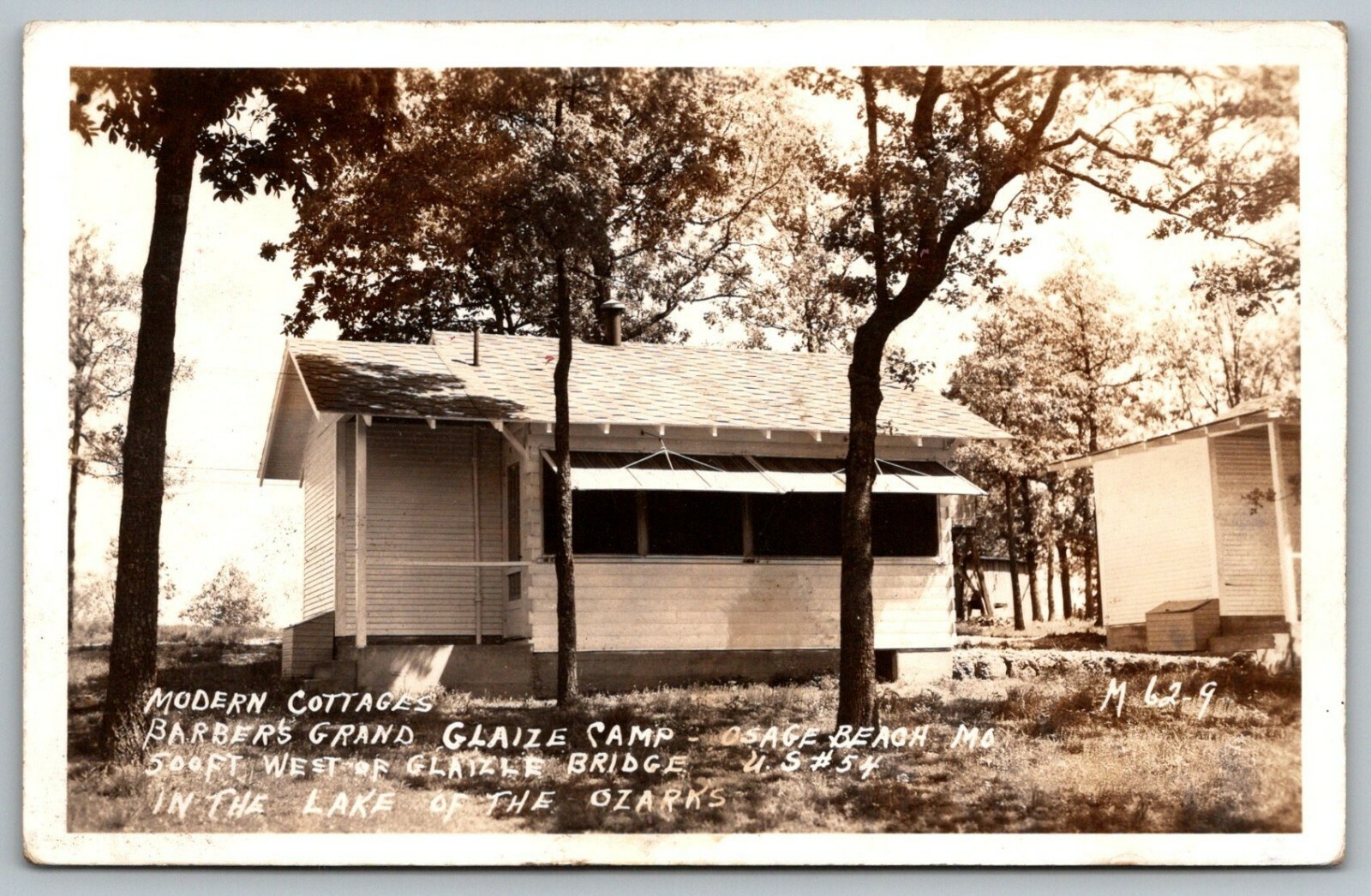 Osage Beach MO~Barber\'s Grand Glaize Camp~Modern Cottage~Swell Time~1940 RPPC