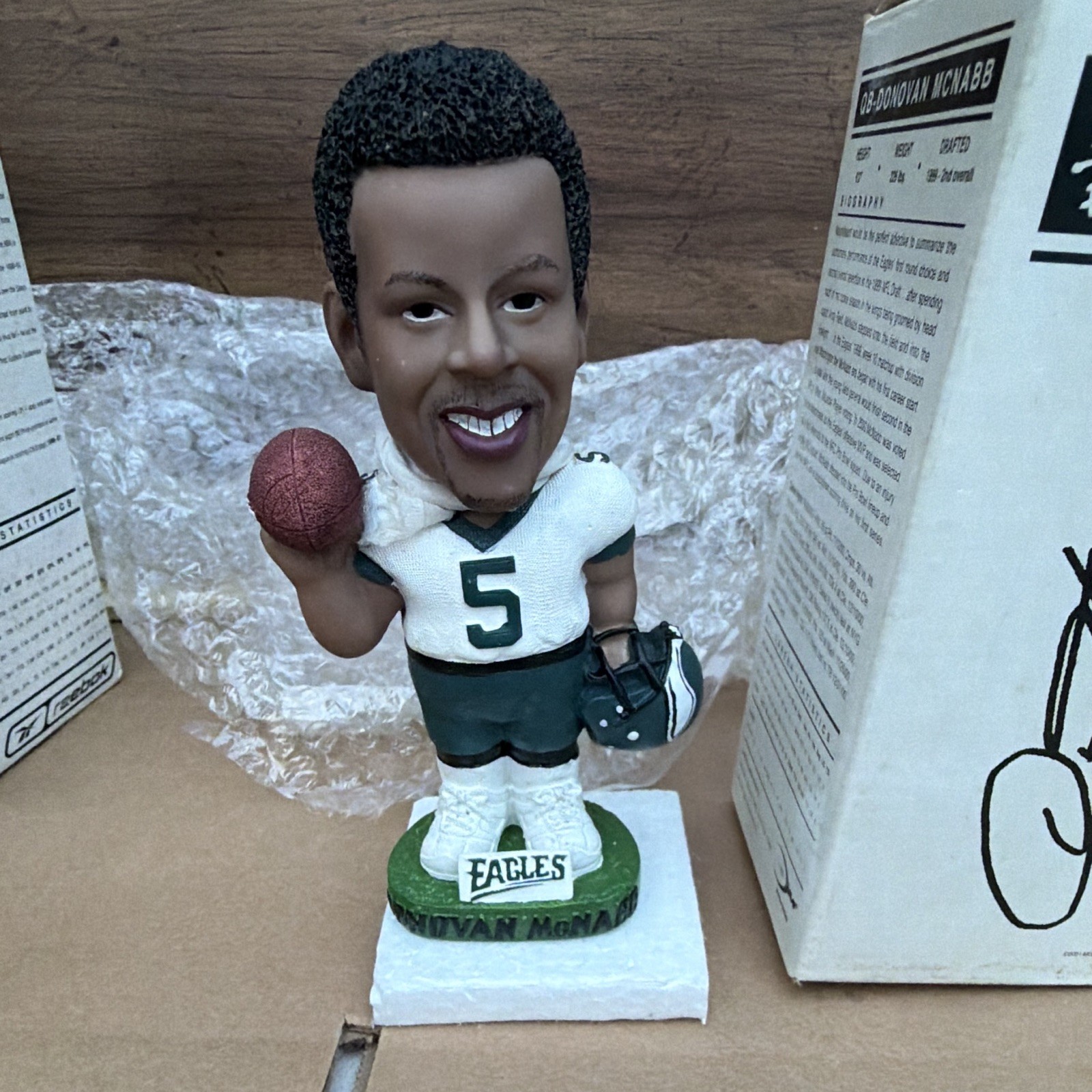 McDonald\'s Exclusive Donovan McNabb Philadelphia Eagles Bobblehead w/ Box