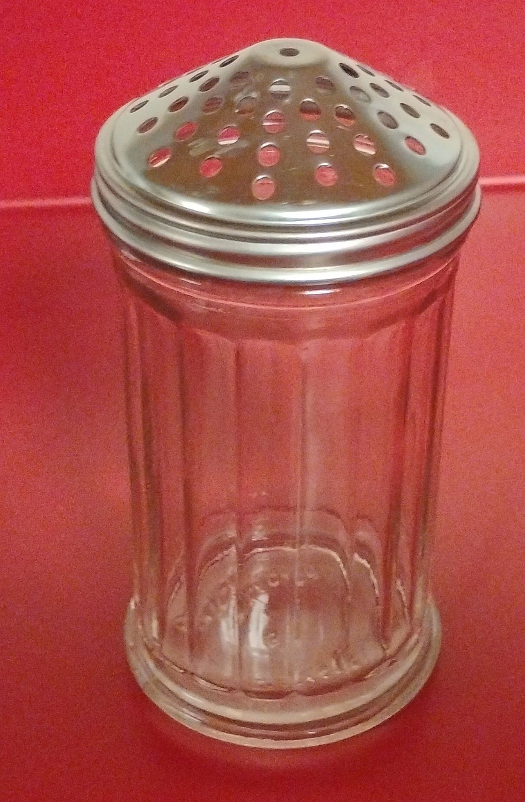 Vintage Chicago Glass Co. Restaurant Sugar / Cheese Shaker 8-1521 READ