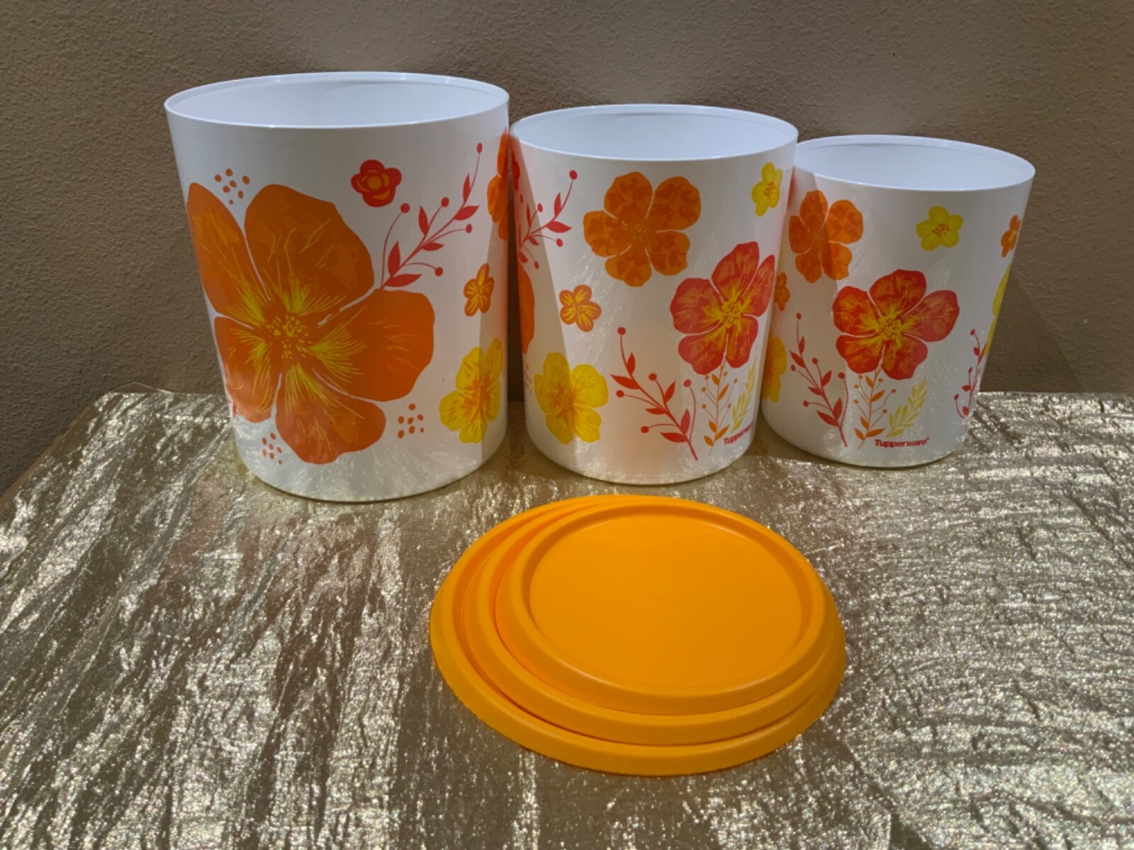 Tupperware Beautiful Bright & Colorful New Set 3 Canisters Flower Theme Design