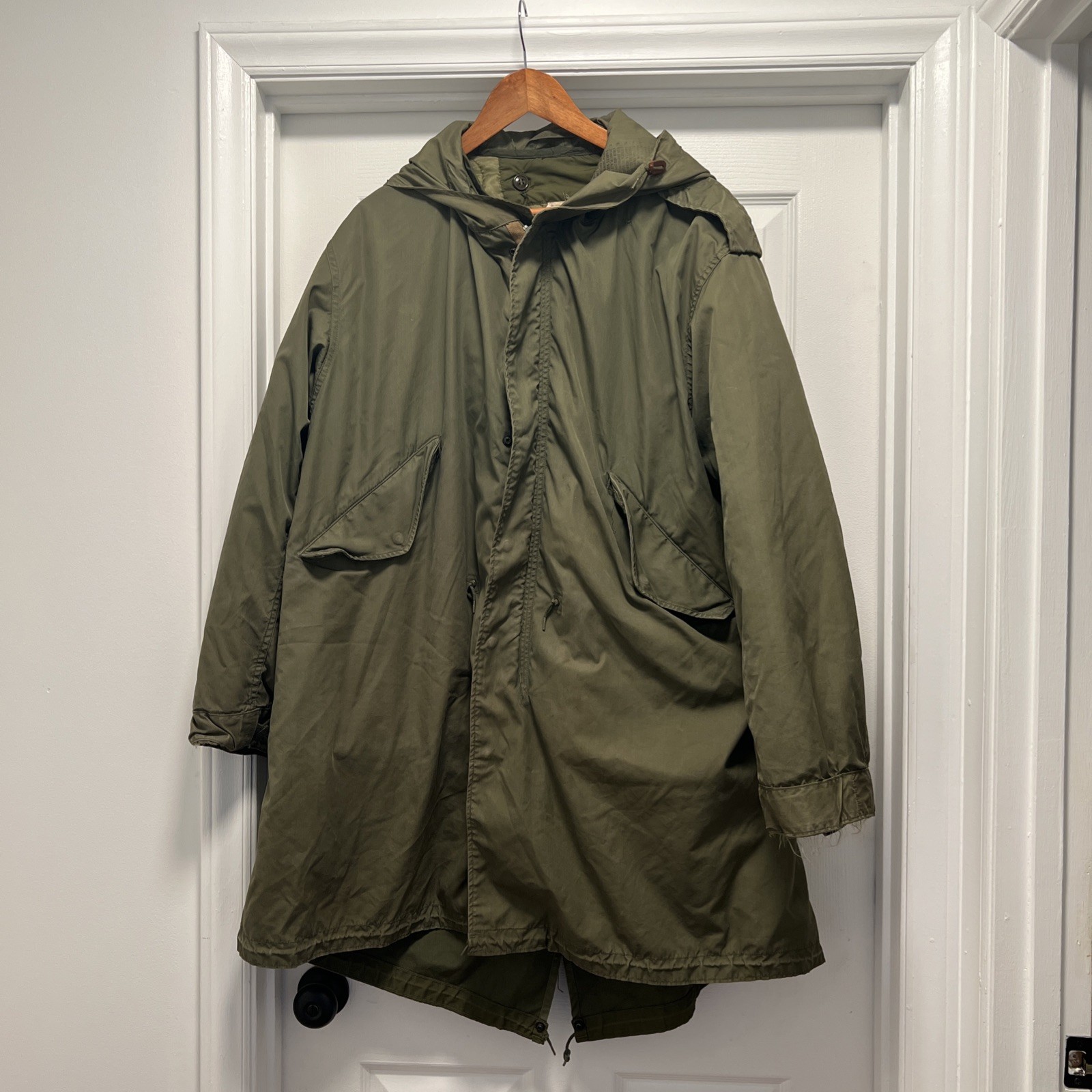 1953 U.S.Army Fish  Tail Parka Extreme Cold Weather Coat /Liner ( Korea War Era)