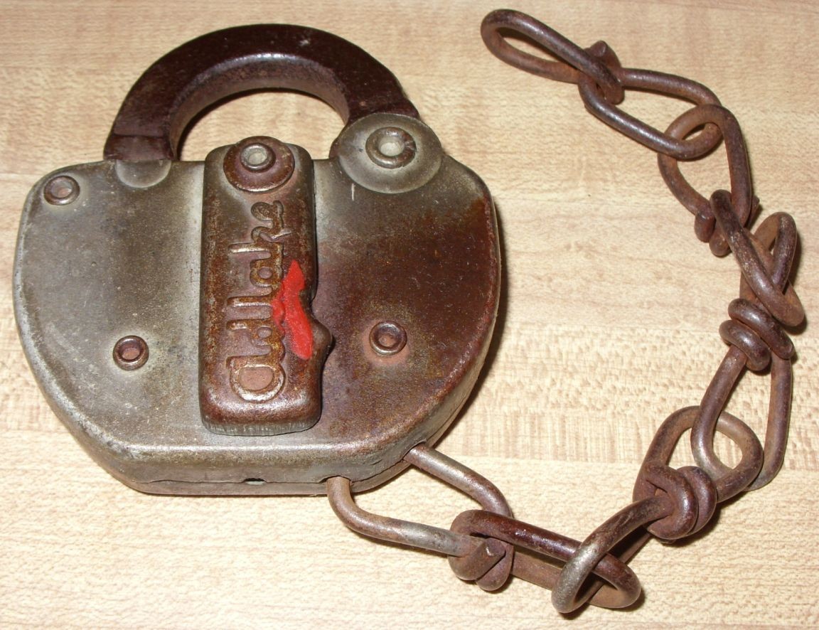 ANTIQUE ADLAKE OMAHA RAILWAY (RY) PADLOCK, PATENT NO. 2040482