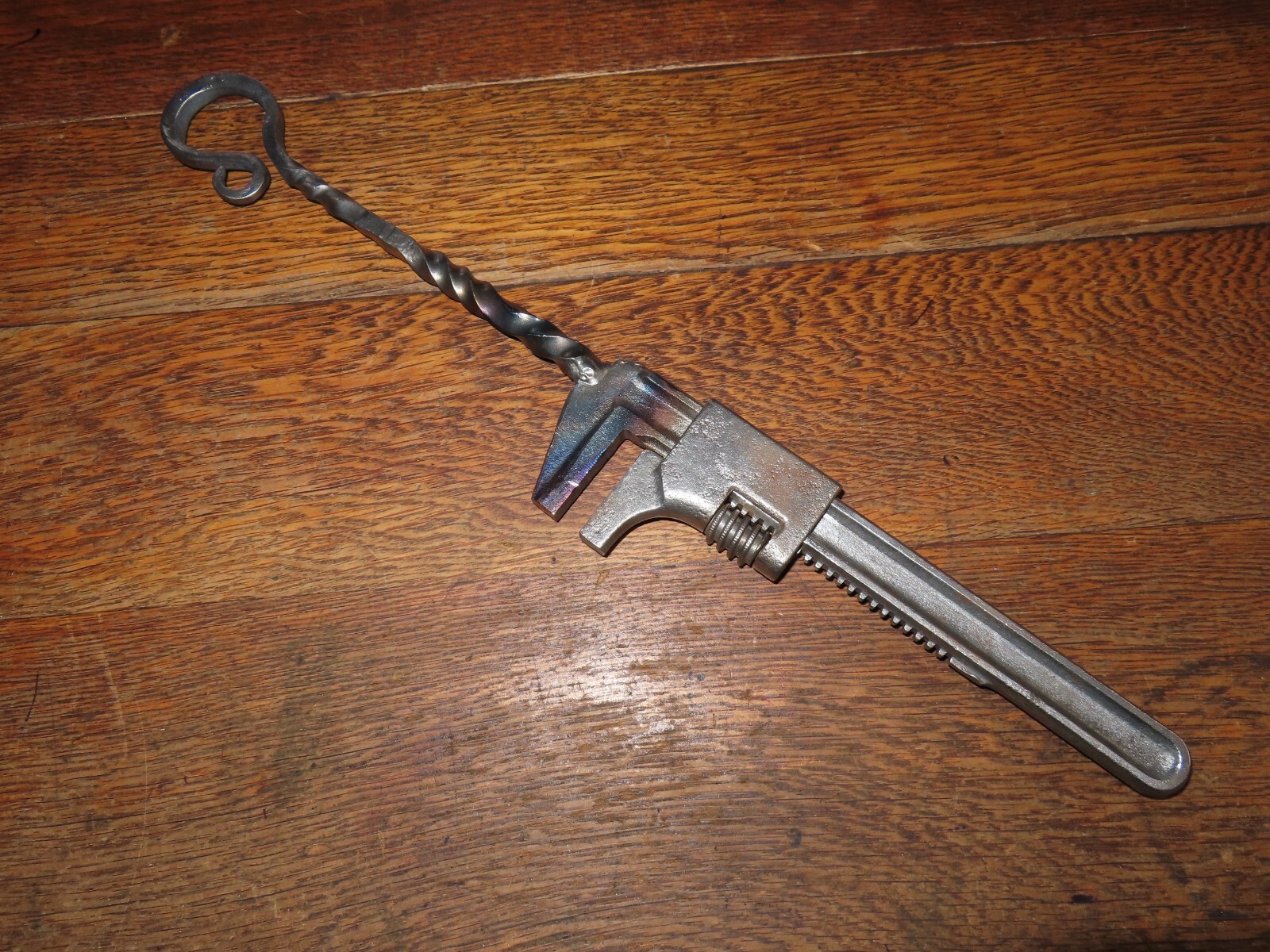 Blacksmith Twisting Wrench (Medium 16\
