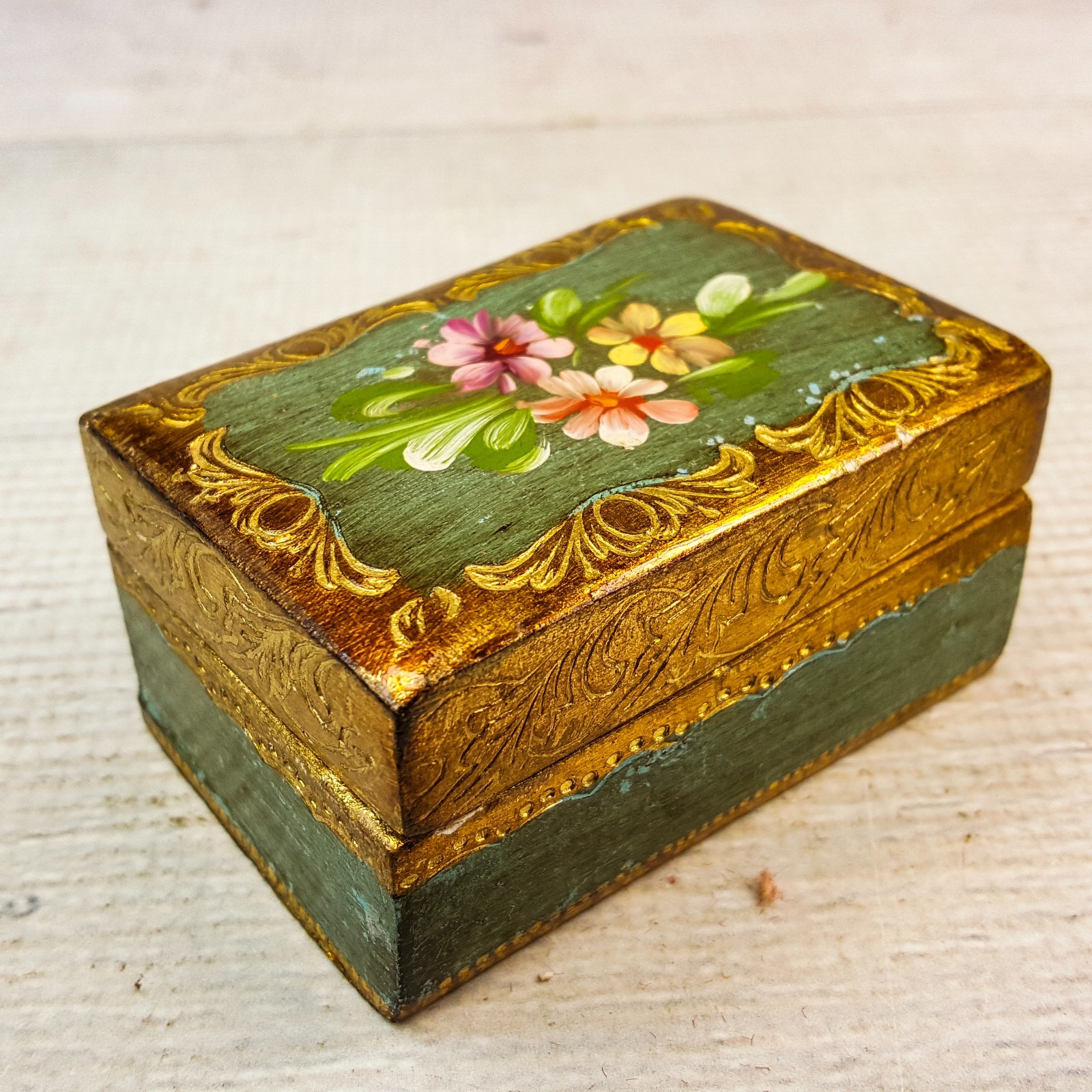 Vintage Hand Painted Engraved Trinket Box Coppini Ugo Floral Gold 3 x 2
