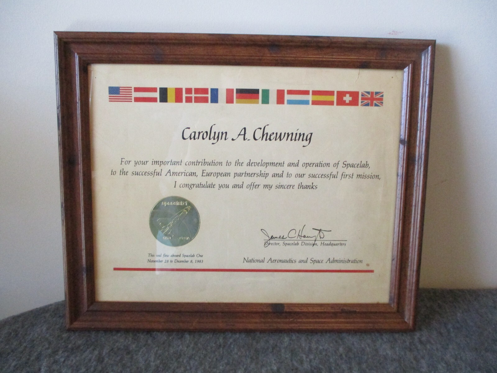 1983 NASA ESA SPACE SHUTTLE SPACELAB ONE (FLOWN SEAL) CERTIFICATE/AWARD