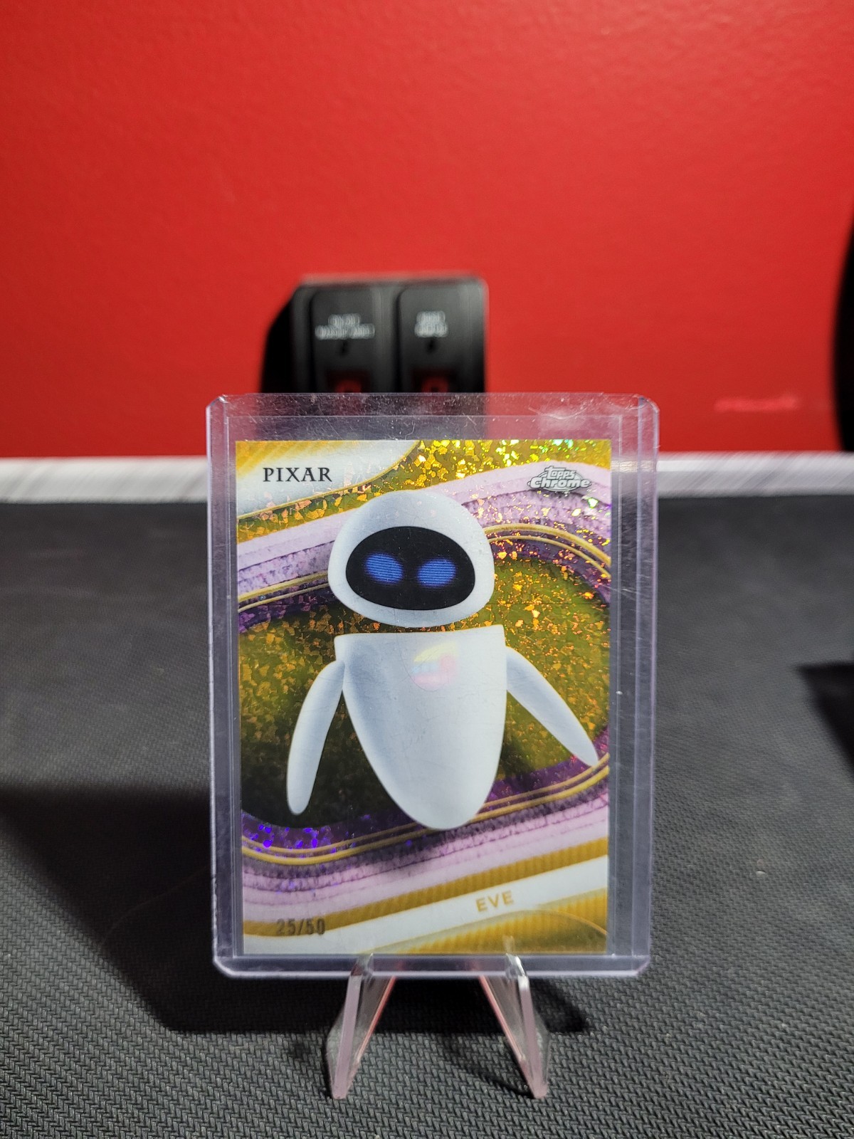 2025 Disney Topps Chrome Eve /50 Gold 💛Mini Diamonds