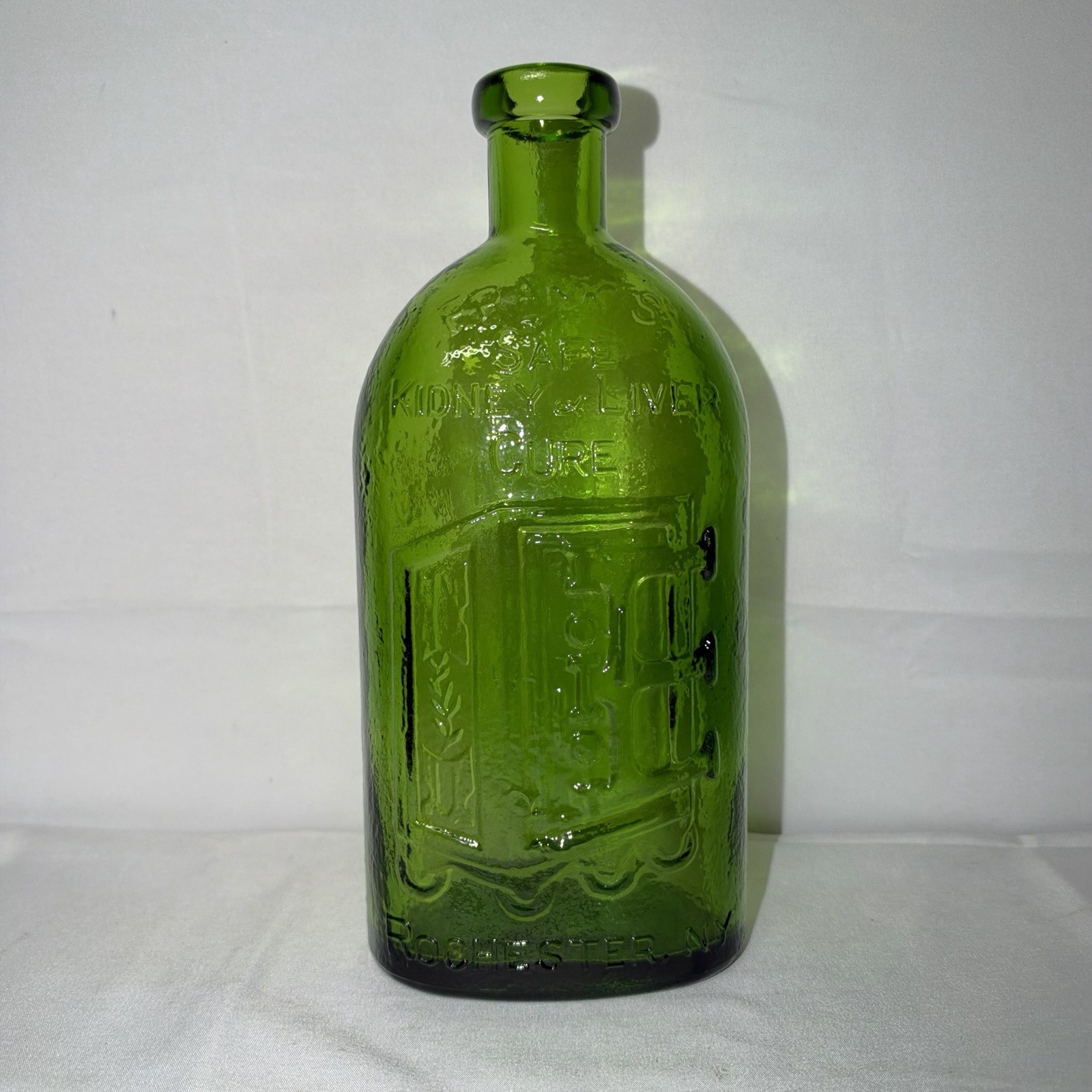 Antique Franks Safe Kidney And Liver Cure Green Bottle Wheaton NJ