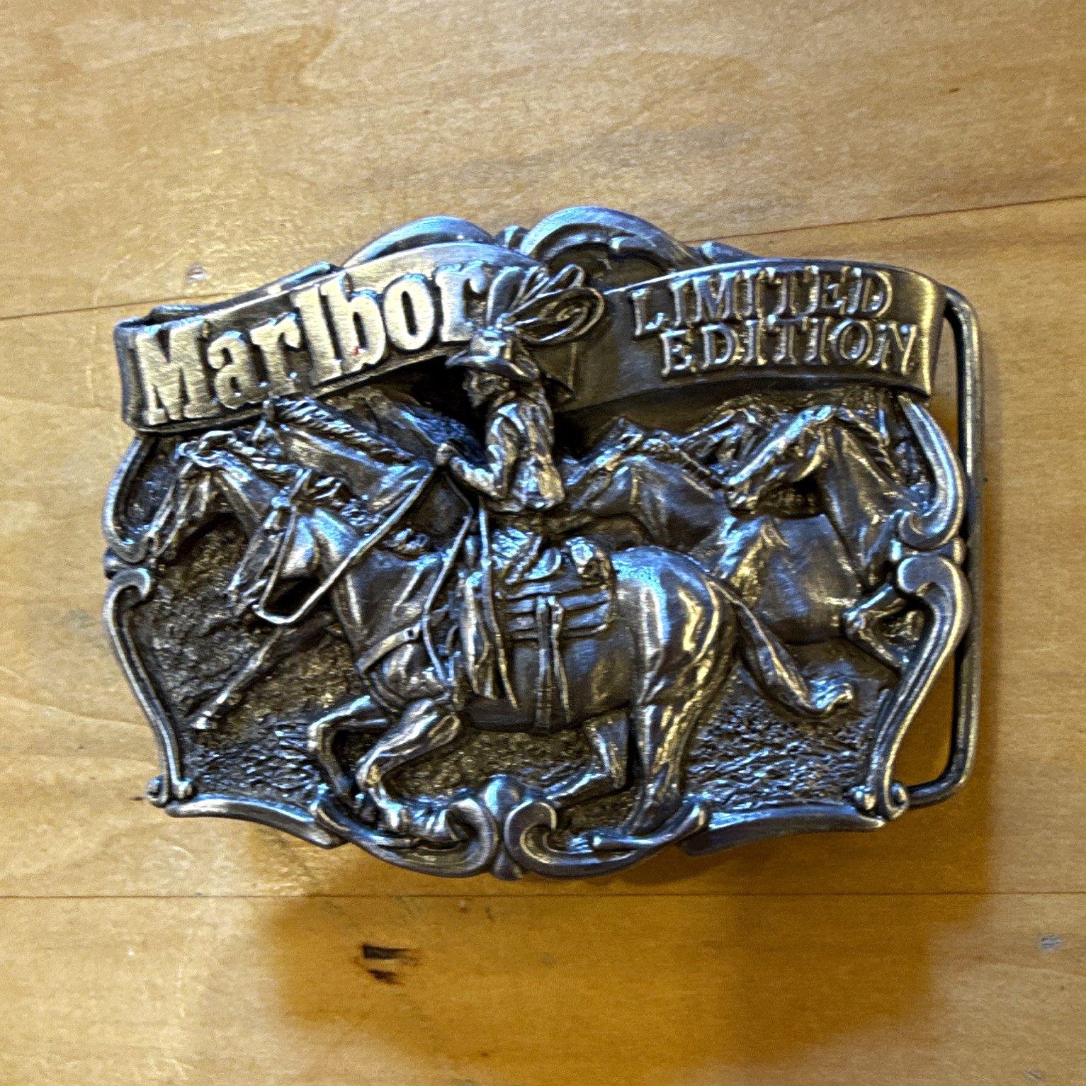 Vintage Marlboro Limited Edition Horse Rider Belt Buckle 1986 Made in USA #186