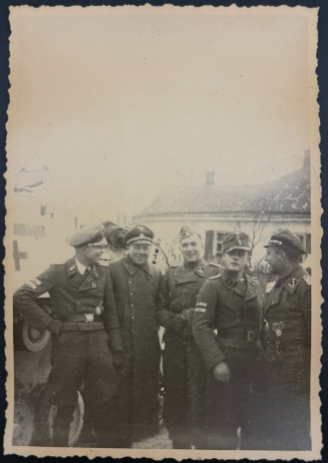 Vintage WWII German Officers Photo Snapshot WW2 Military History Memorabilia
