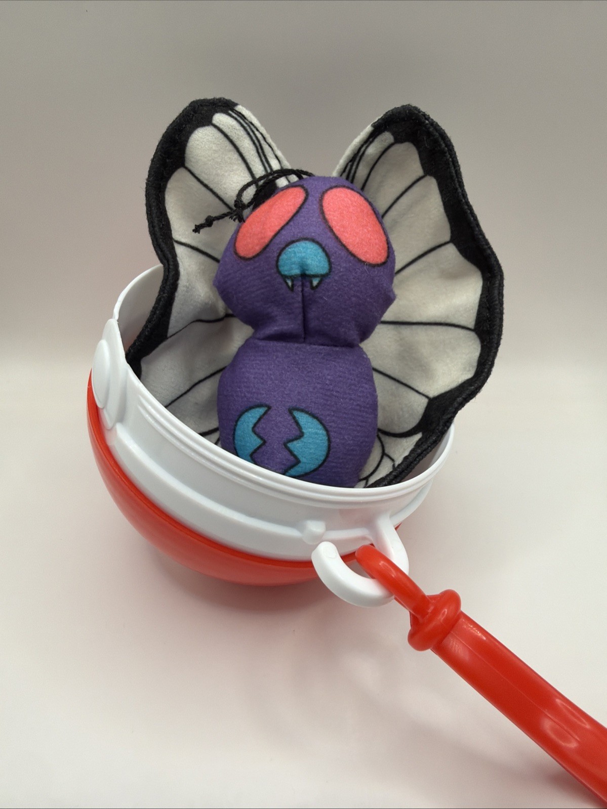 🔥Pokémon Butterfree 4” Burger King Plush Pokéball Toy 1999 Nintendo #0014 🔥