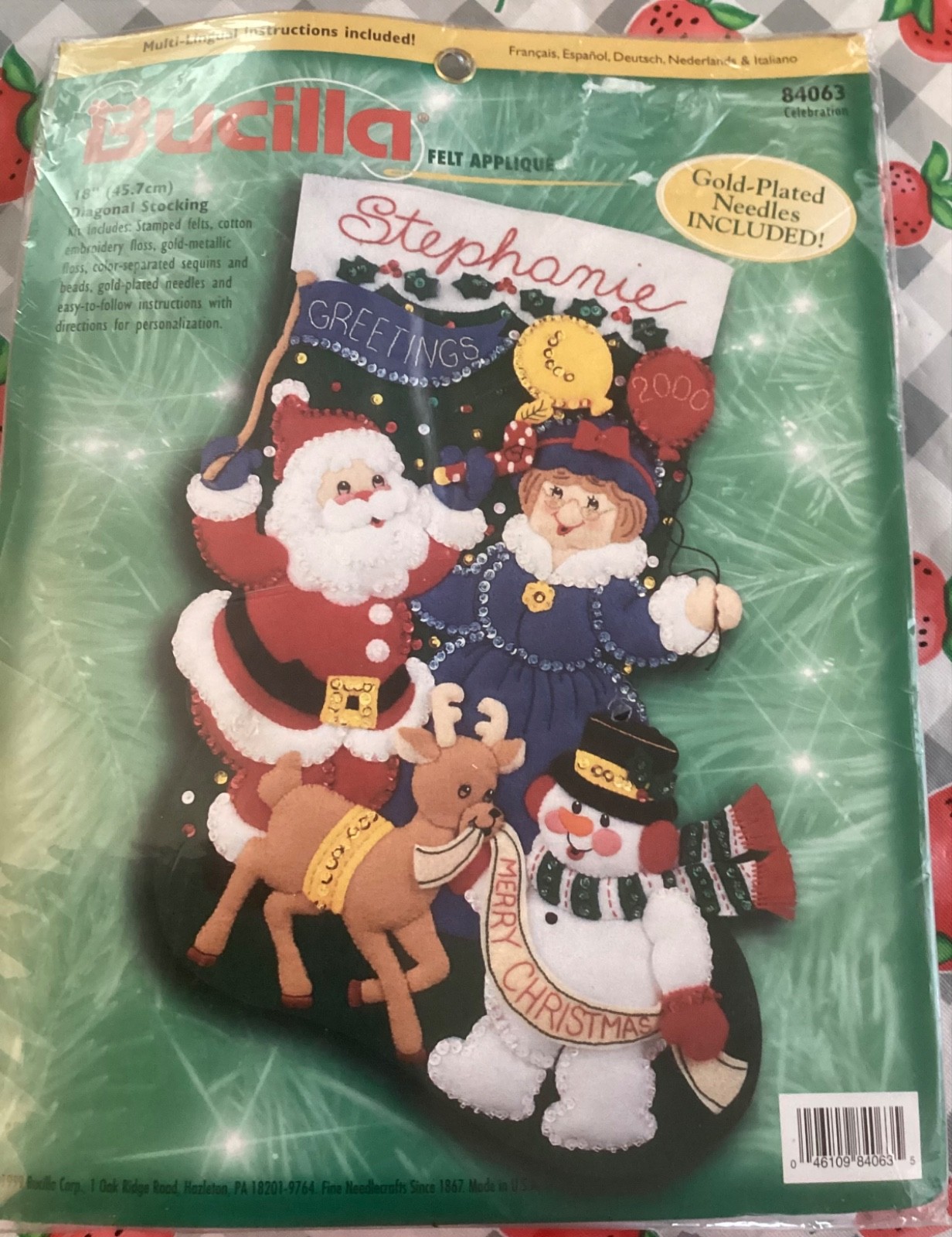 Vintage 1999 BUCILLA Felt Appliqué Mr & Mrs Claus Christmas Stocking Kit~84063