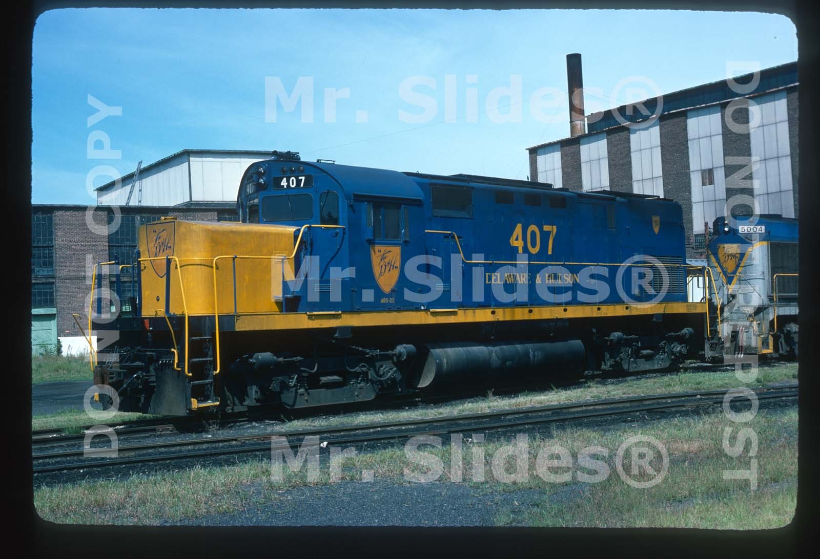 Original Slide D&H Delaware & Hudson Blue/Yellow ALCO C420 407 Colonie Shops