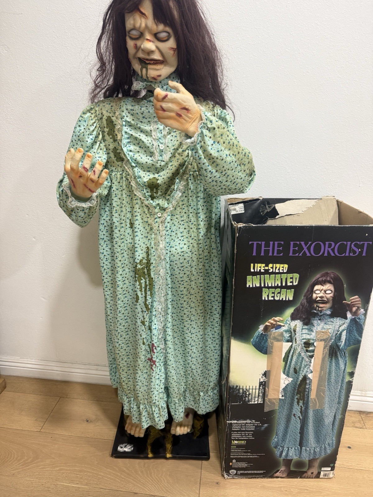 2011 Spirit Halloween Morbid Enterprises 5ft The Exorcist Regan Animatronic Prop