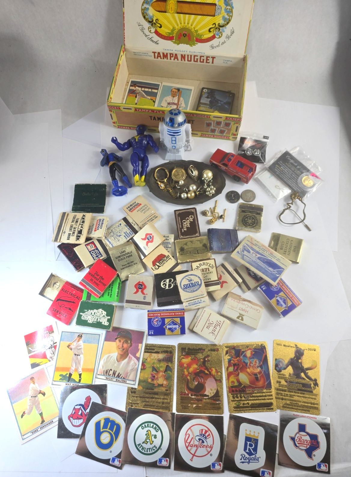 ESTATE JUNK DRAWER LOT GOLD COINS Matchbooks Jewelry Cards Toys & MORE AD ESTATE JUNK DRAWER LOT GOLD COINS Matchbooks Jewelry Cards Toys & MORE AD