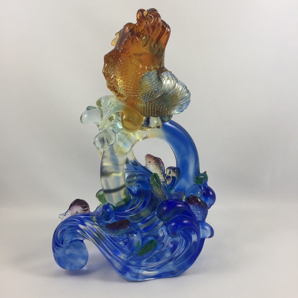 Liuli Crystal Glass Dragon Fish - the champion Ornament – Feng Shui Home Decor