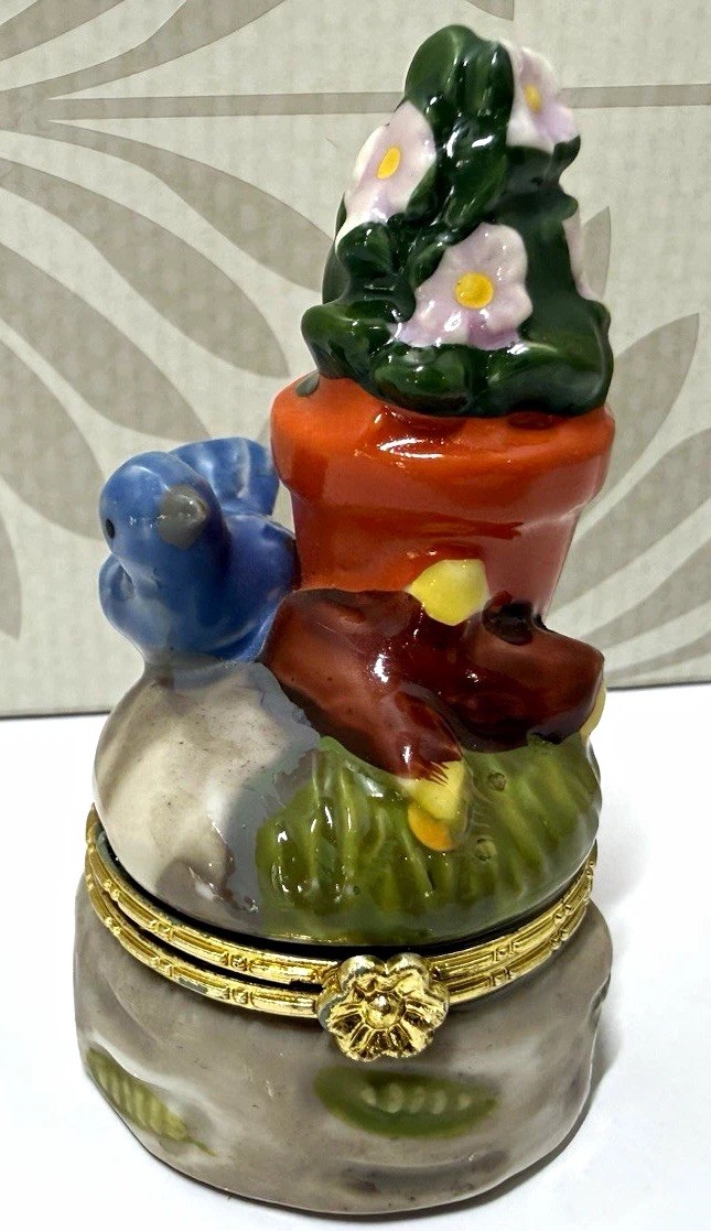Mini Ceramic Bluebird Flower Pot Woodland Animal Hinged Trinket Box Gold Trim