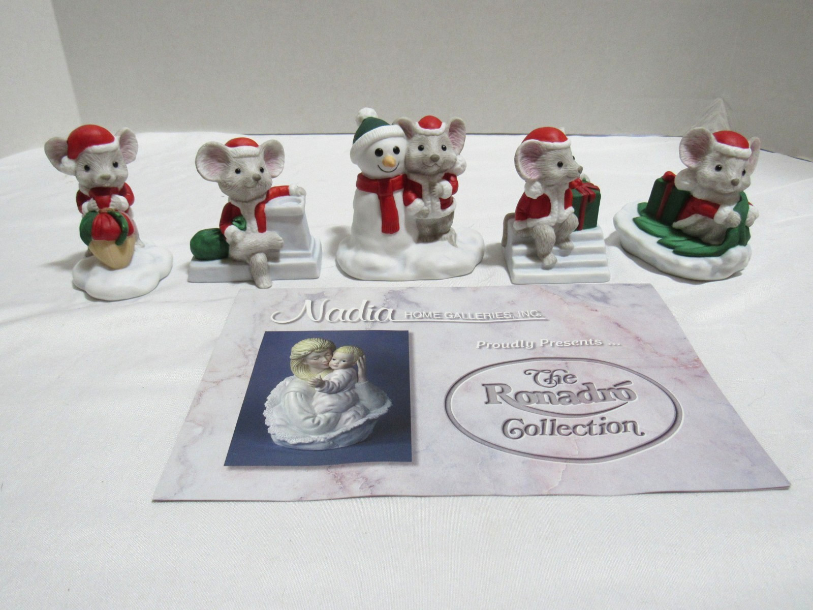 ULTRA RARE VTG The Ronadro Collection Holiday Series 5 Christmas Mice Porcelian