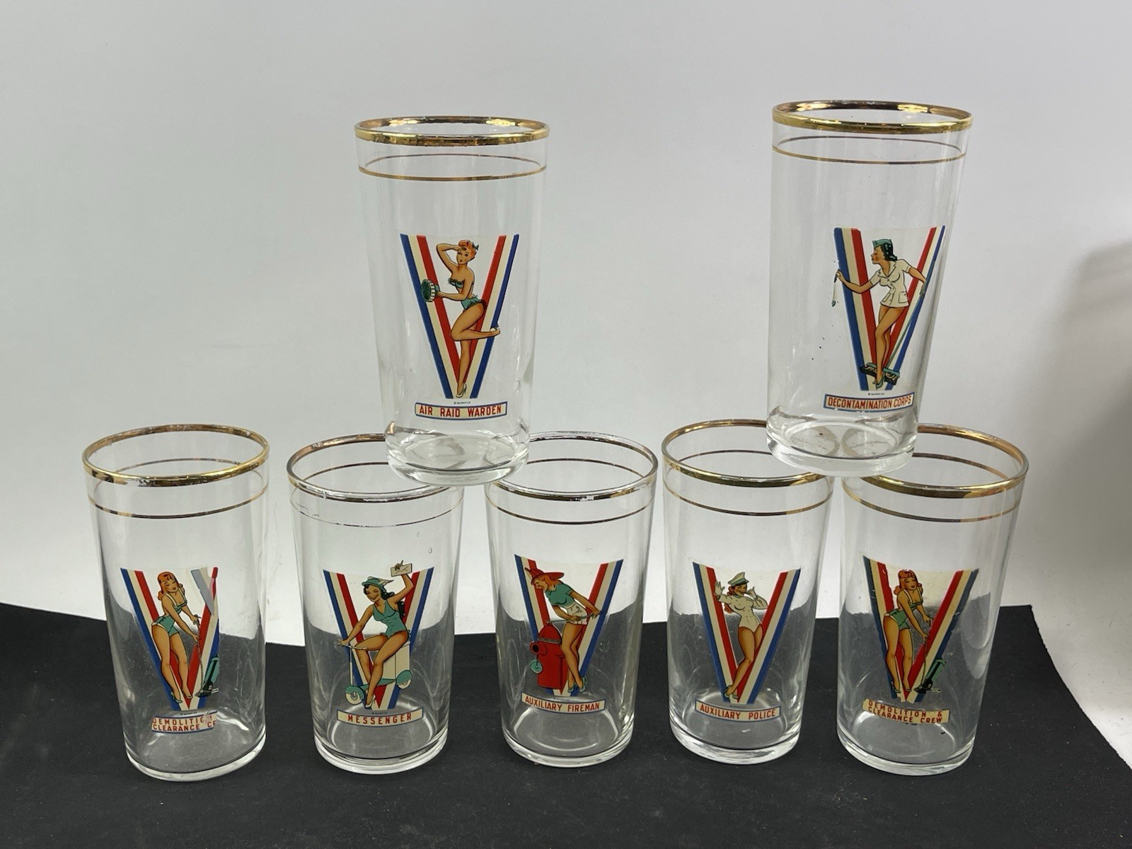 Vintage WWII 1942 Victory Glasses Tumblers Philip Ronald Products Co, 7 Of Them