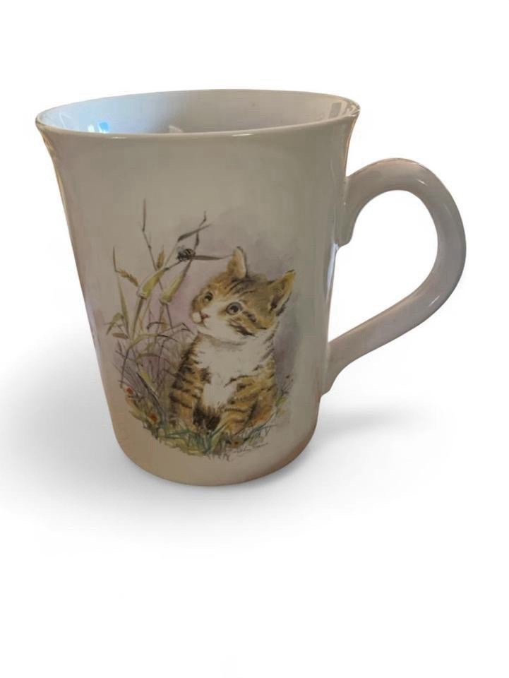Vintage 1980s Kitty Cat mug Made in Japan Nostalgic