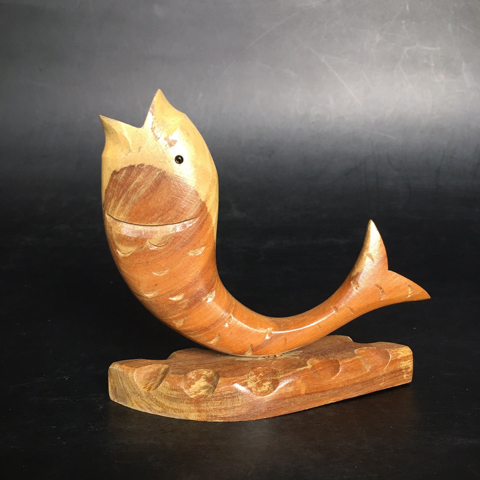 Hand Carved Open Mouth Wood Fish Figurine 4\