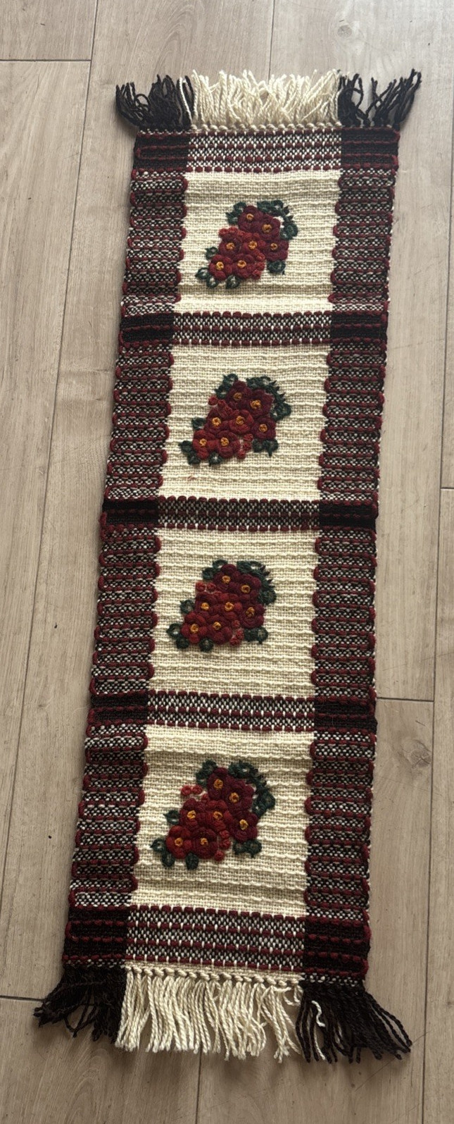 VTG MCM Hand Knitted Floral Poland Kilim Wool Table Runner Decor 35”x9.5”