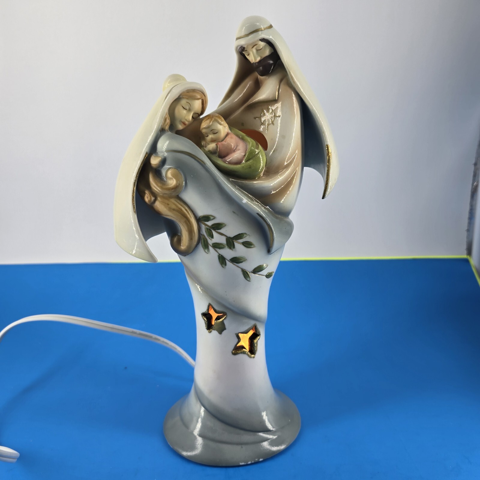 Holy Family Nativity Christmas Porcelain Stars Night Light 10\