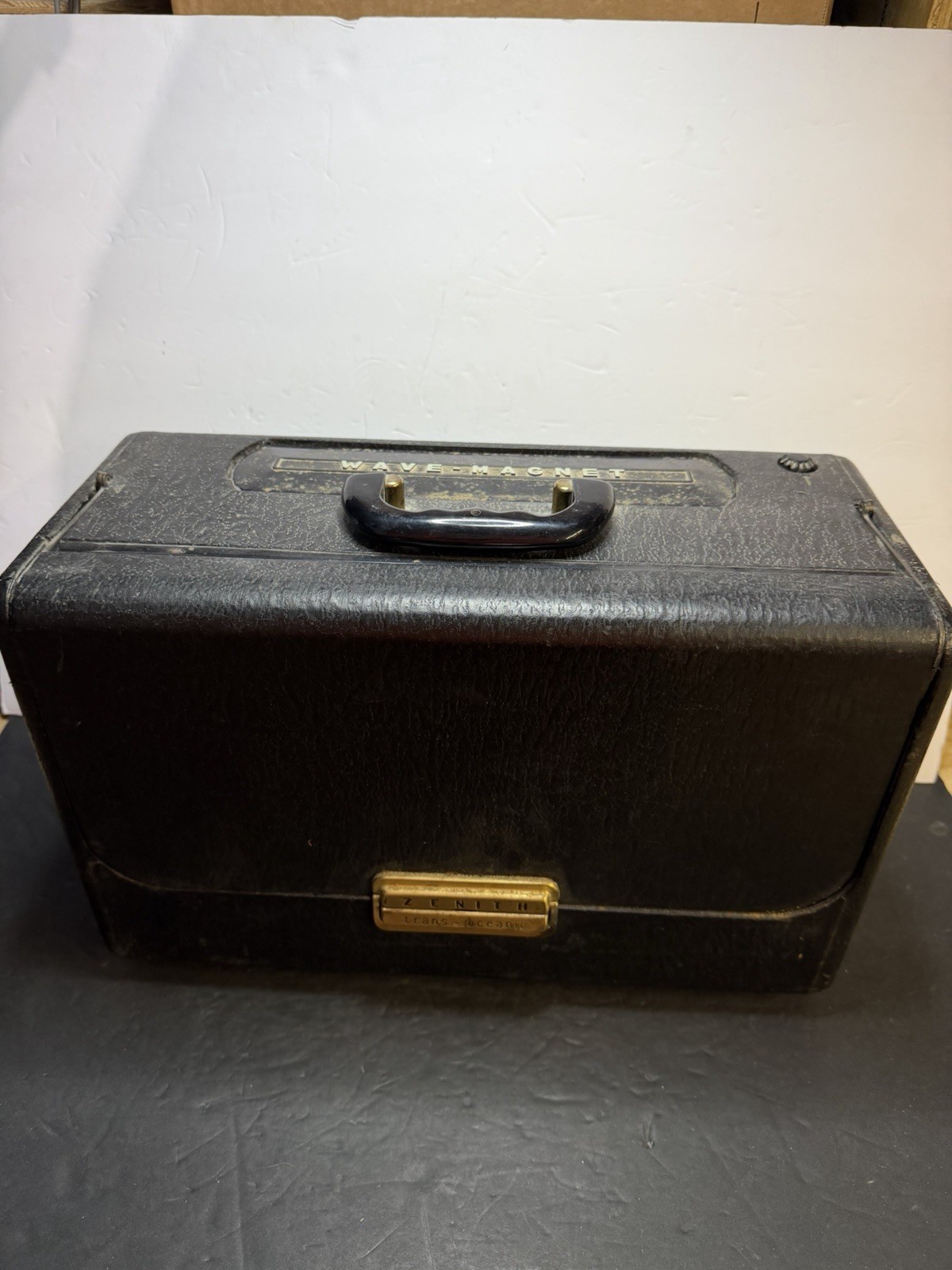 Zenith Trans-Oceanic Tube Radio Untested