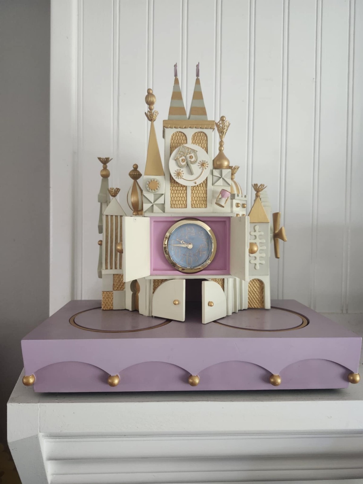 2005 IT'S A SMALL WORLD Music CLOCK Disney 50th Anniv. Mary Blair Collector