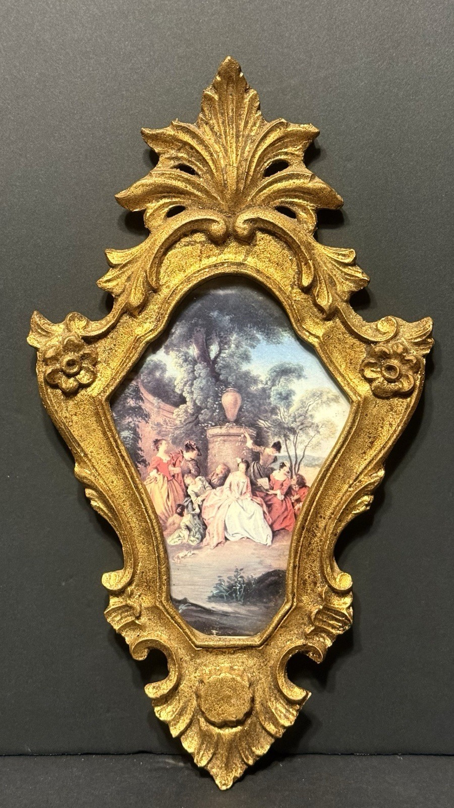 Beautiful Vintage Italian Ornate Gold Oval Frame Romance Print Art Florentine #2 Beautiful Vintage Italian Ornate Gold Oval Frame Romance Print Art Florentine #2