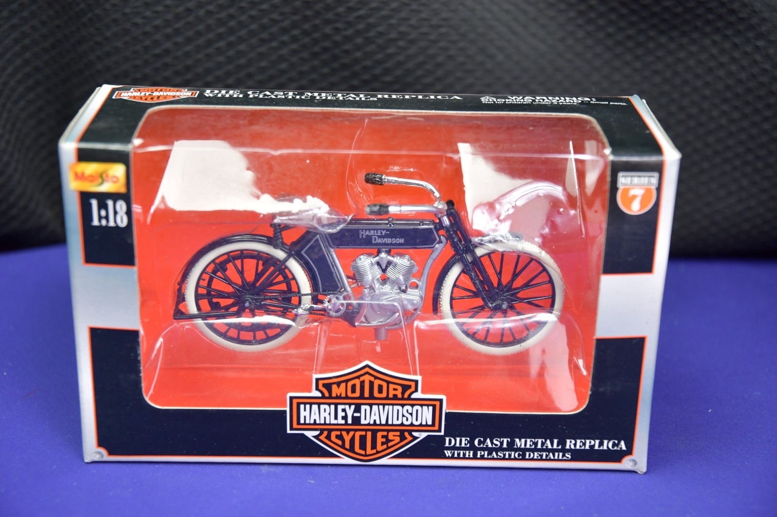 Harley-Davidson Motor Cycle 1:18 Maisto Series 7 1909 Twin 5D V-Twin
