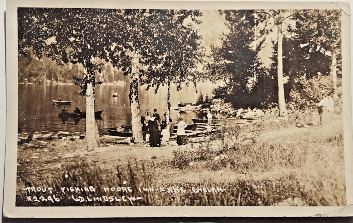 LAKE CHELAN WASHINGTON Rare 1919 RPPC Postcard MOORE INN Trout Fishing D4