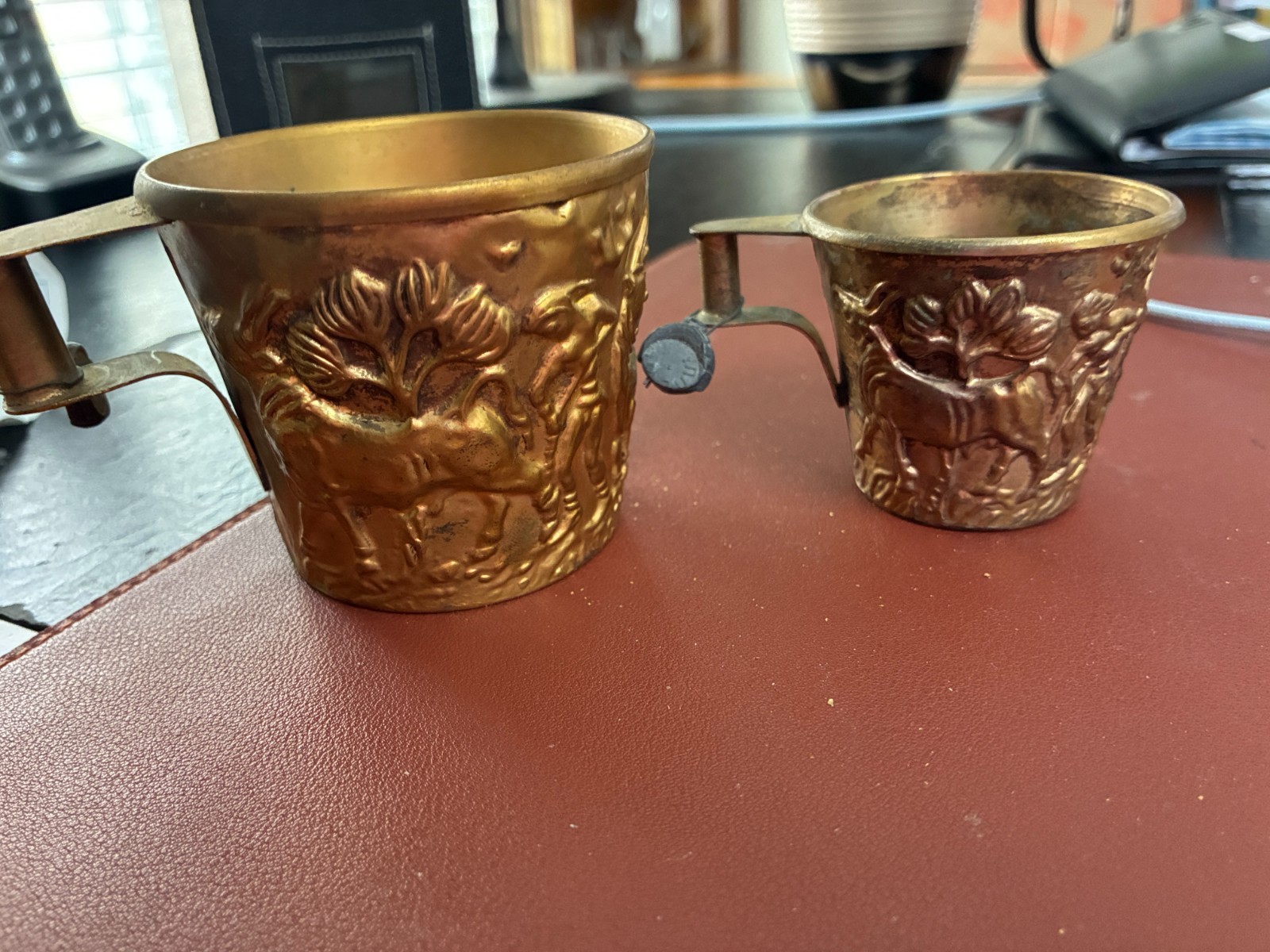 Vintage Lustrous Brass Greek Museum Replica Minoan /Mycenaean Vapheio Cups (2)