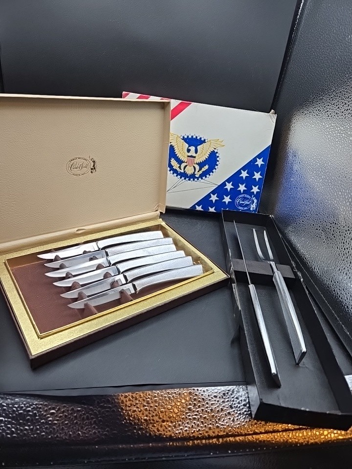 Carvel Hall Sycamore Stainless Steele 8” Steak Knives And Carving Knife Fork 