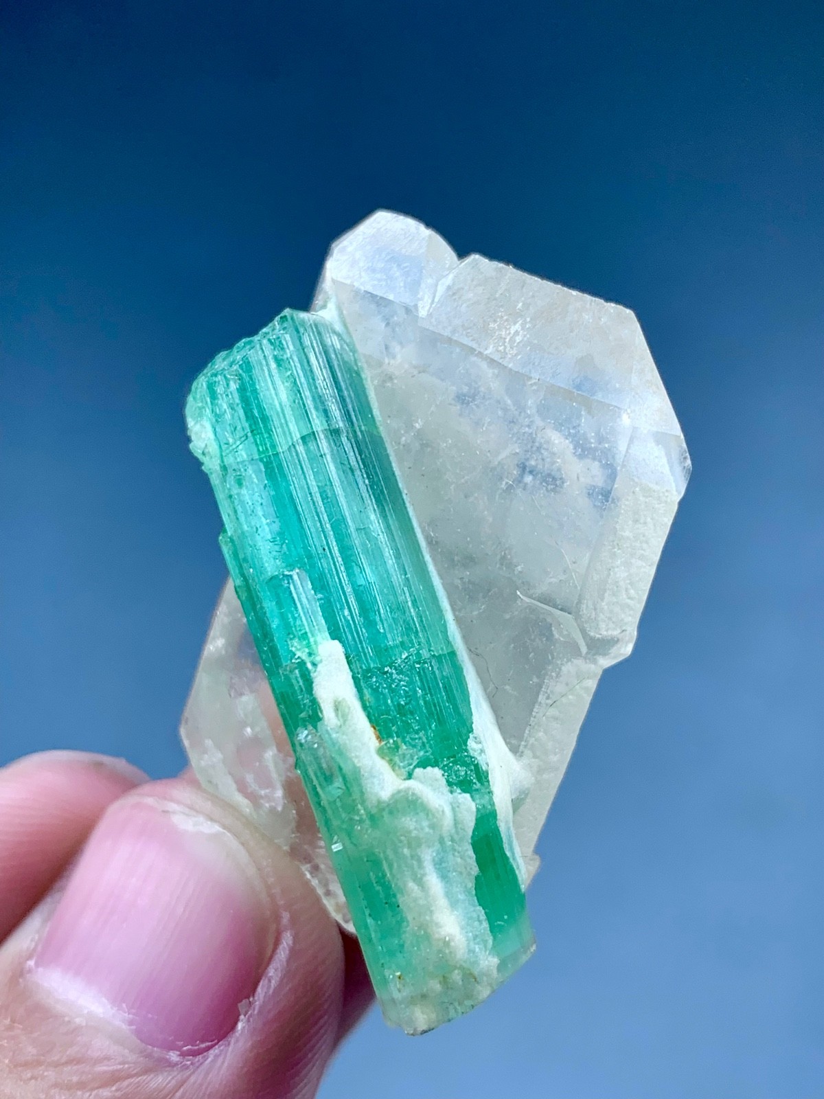 Natural Aesthetic Tourmaline On Quartz Specimen From Afghanistan (18 Grams Natural Aesthetic Tourmaline On Quartz Specimen From Afghanistan (18 Grams